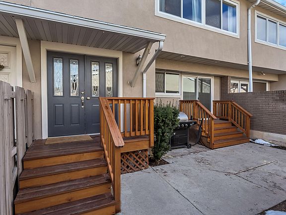 3rd image of 1876 E Monterey Dr