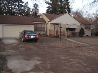 25420 Graham Rd, Redford, MI 48239