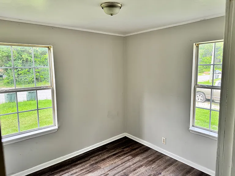 1409 N Dawson St #A — Photo 15