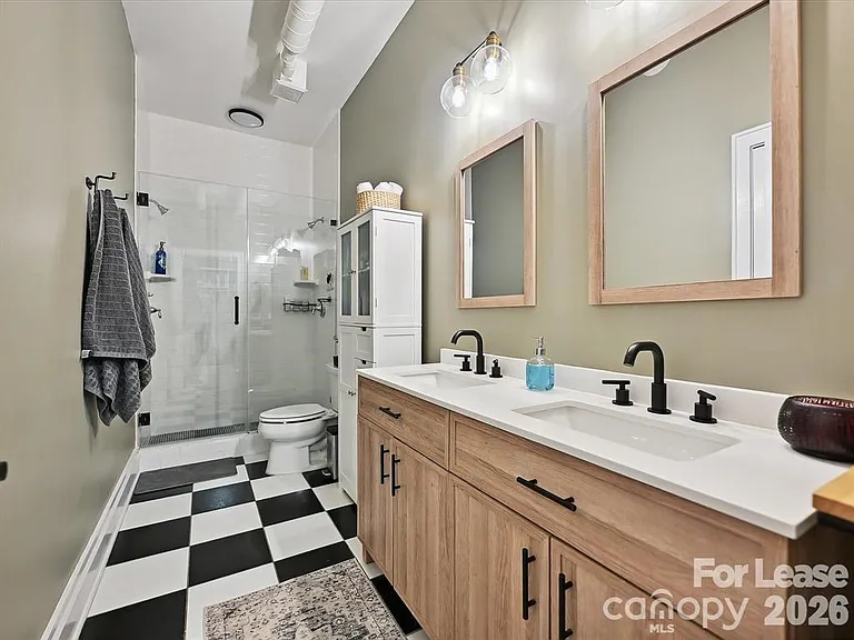 404 N Laurel Ave #11 — Photo 19