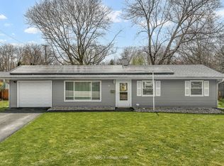 37 Circle Dr E, Montgomery, IL 60538