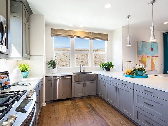 Homesite 4 Kitchen View