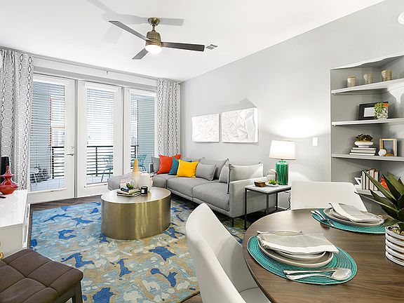 3rd image of 3607 S Lamar Blvd #2-2305