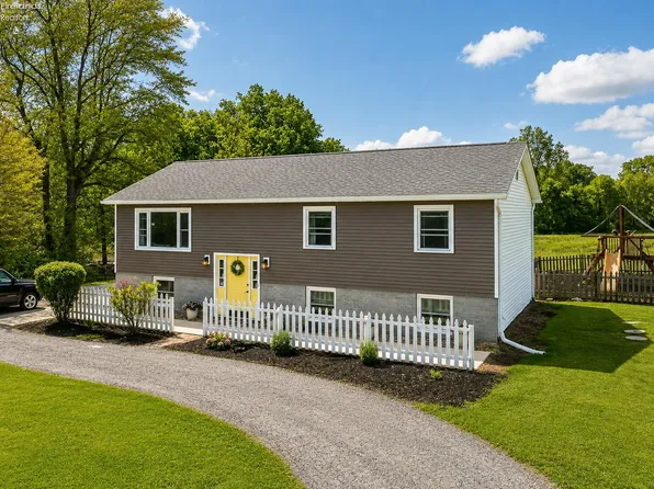 1941 State Route 412, Fremont, OH 43420