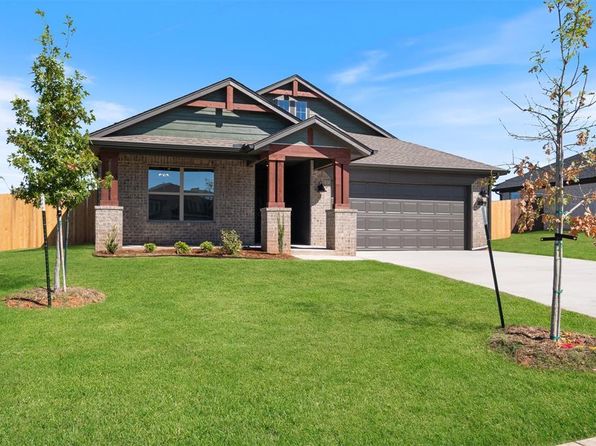 299 Isabella Dr, Blanchard, OK 73010