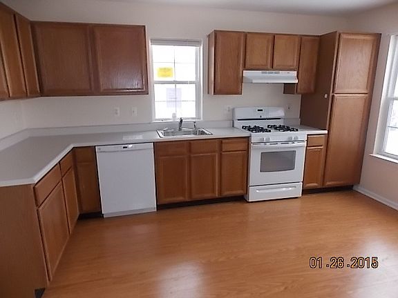 5th image of 401 Prosperity Ct
