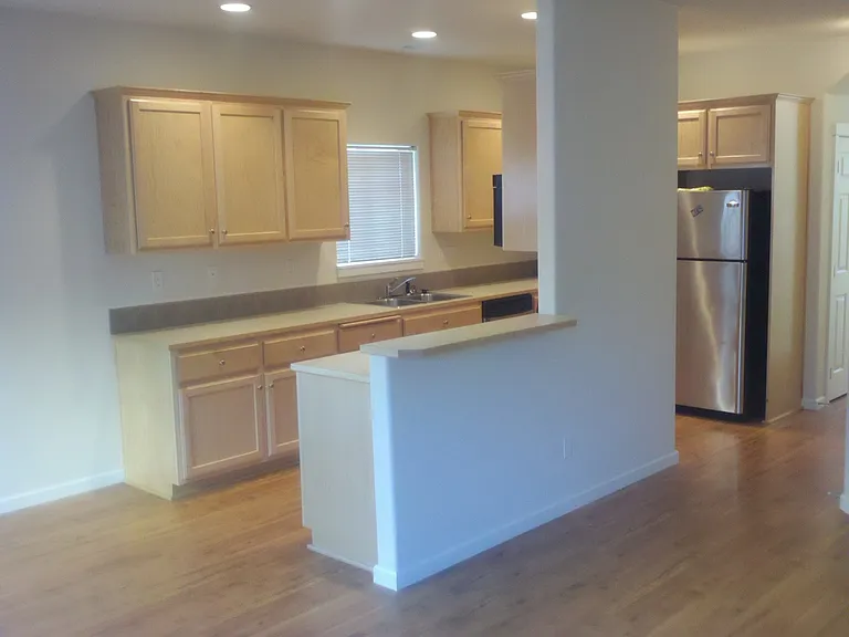 7088 SW Millennium Ter — Photo 3