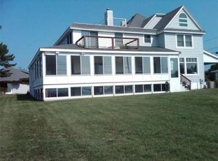 5 Q St, Hull, MA 02045