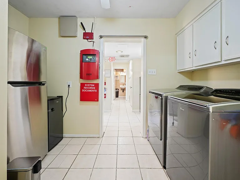 1218 S Johnson St — Photo 20