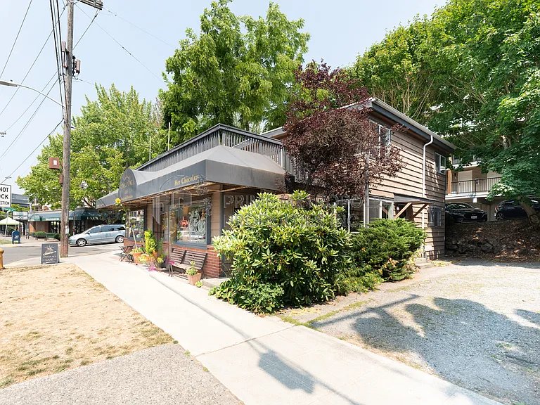 7810 E Green Lake Drive N Seattle Wa 98103 Lcg(S) - C — Photo 2