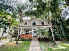 742 7th Ave N
