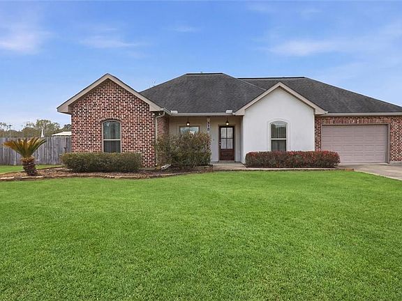 2nd image of 310 Marle Loop