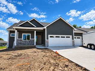 2312 N 7th St, Indianola, IA 50125
