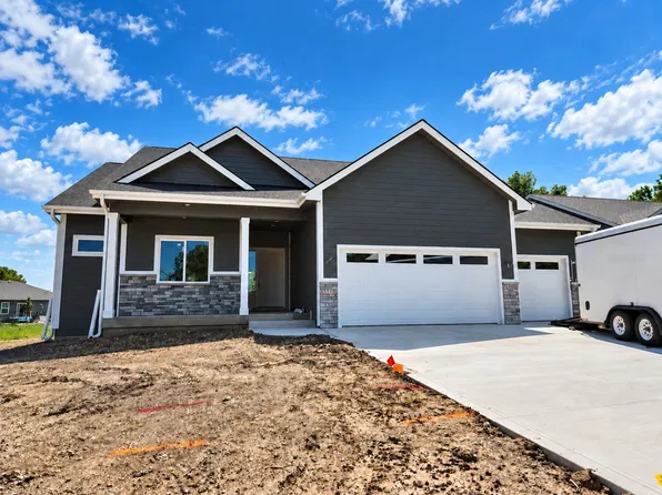 2312 N 7th St, Indianola, IA 50125