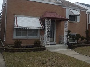 2636 Rhodes Ave, River Grove, IL 60171