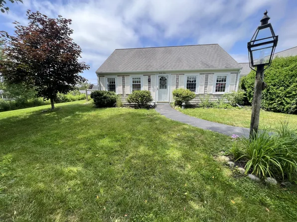 33 Starboard Drive #33, Cape Elizabeth, ME 04107