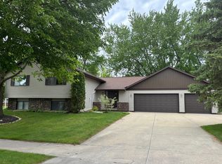 1814 Northern Heights Ln NE, Rochester, MN 55906