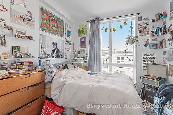 1st image of 321 Woodbine St #3A
