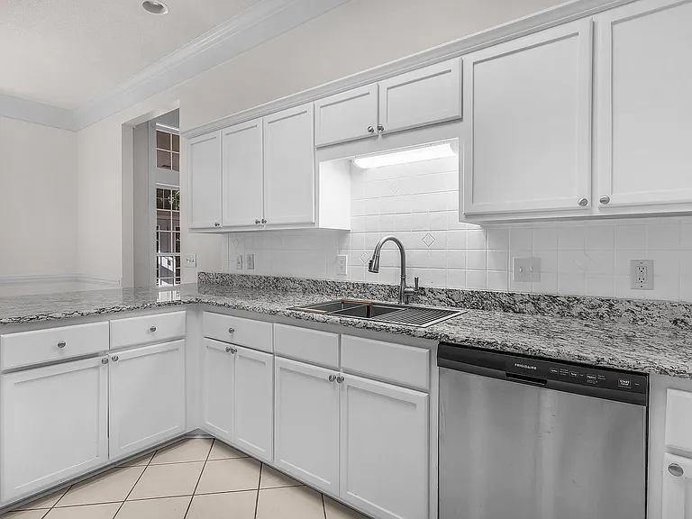 34 Marshview Dr — Photo 15