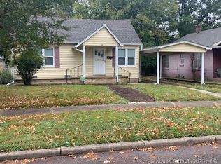 1613 Hayes St, Muskogee, OK 74403
