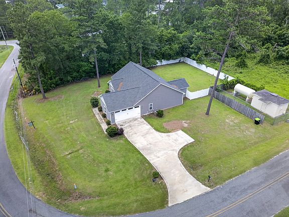 4th image of 59 Lakeview Cir