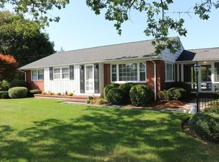 40 Summer St, Blackstone, MA 01504