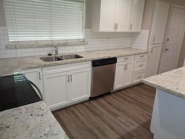 102 Marabou Pl — Photo 18