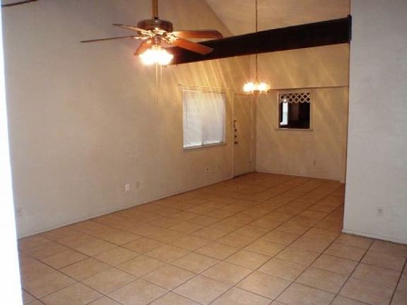 5th image of 1704 Onion Creek Village Dr