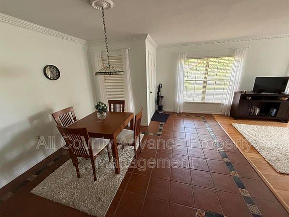 5th image of 230 N Bayshore Blvd APT 202