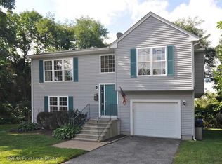 17 Maple St, North Providence, RI 02911