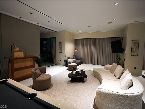 3rd image of 4381 W Flamingo Rd #58306