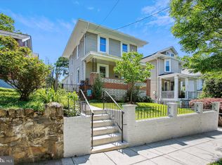 2913 26th St NE, Washington, DC 20018