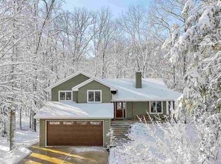 3588 Pine Forest Dr, Suamico, WI 54313