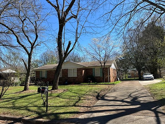 2nd image of 3204 Searcy Dr NW