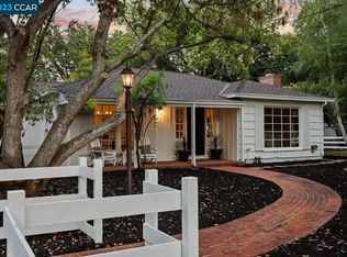 8 Wood Ct, Alamo, CA 94507