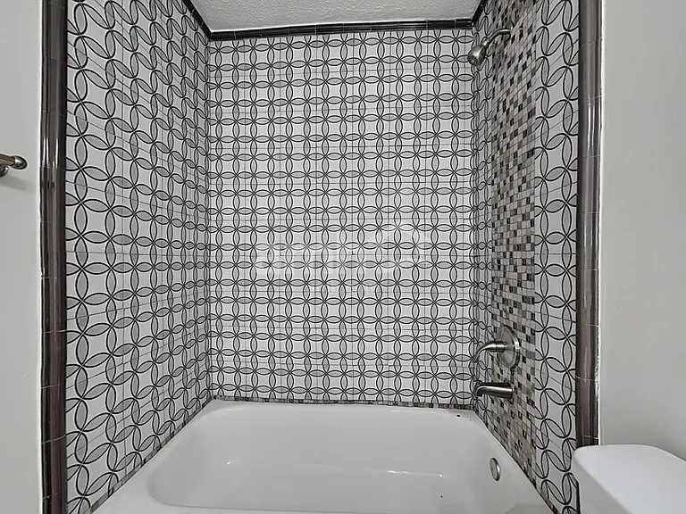 4415 Hounds Run Dr — Photo 19