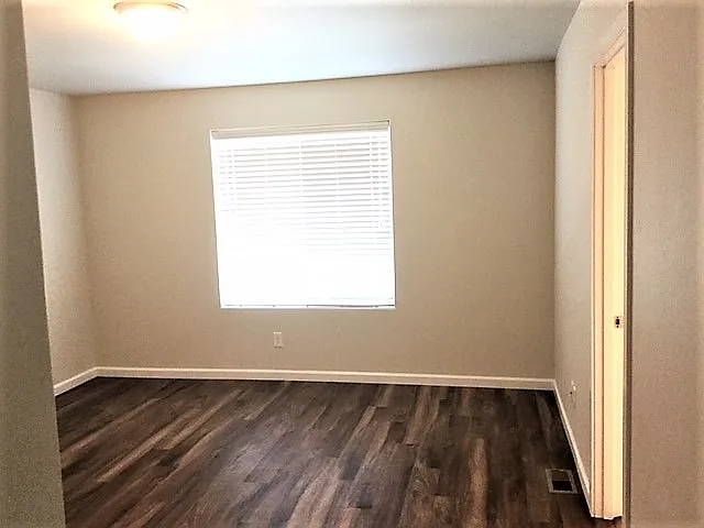 2758 Link Ave — Photo 8