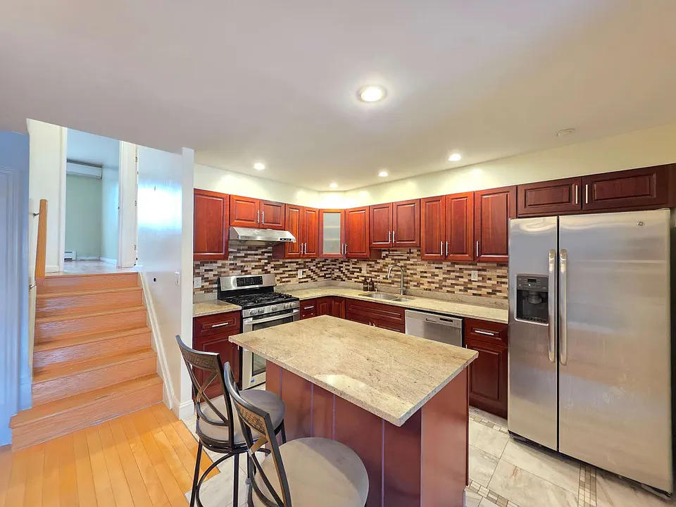 8776 25th Ave #2