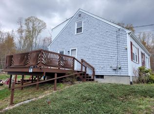 10 Dye Hill Rd, Hope Valley, RI 02832