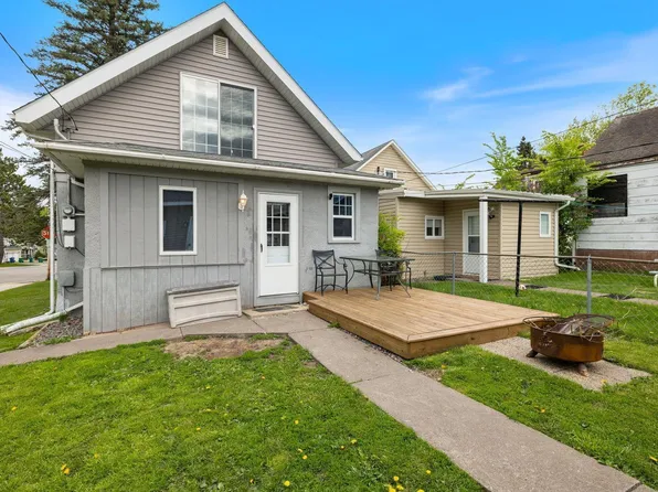 301 3rd St, Nashwauk, MN 55769