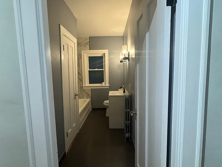 1814 Warren St #1W — Photo 12