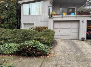5025 SW View Point Ter, Portland, OR 97239