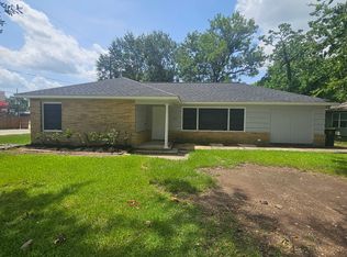 903 Callahan Ave, Conroe, TX 77301