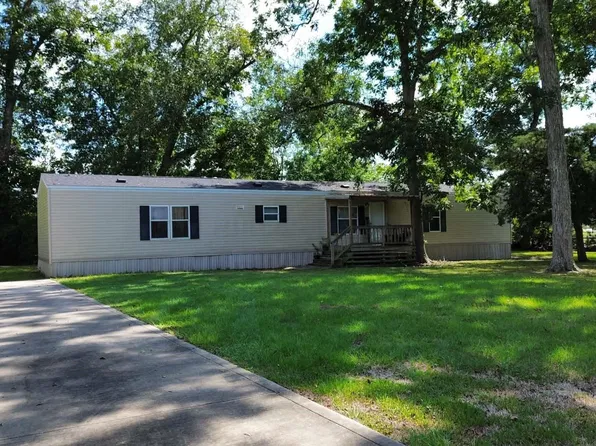 106 Gates St, Devers, TX 77538