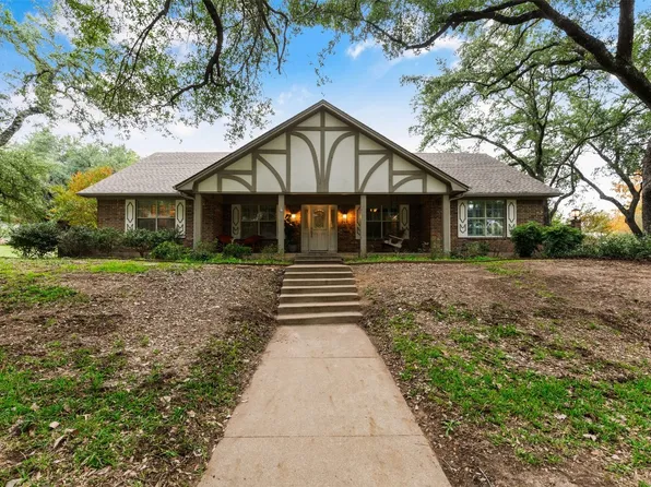 1000 Willowcreek Rd, Cleburne, TX 76033