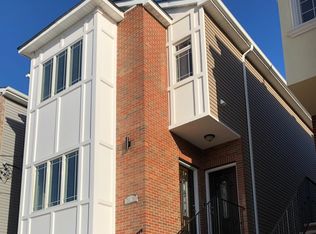 213 Cleveland Ave, Harrison, NJ 07029