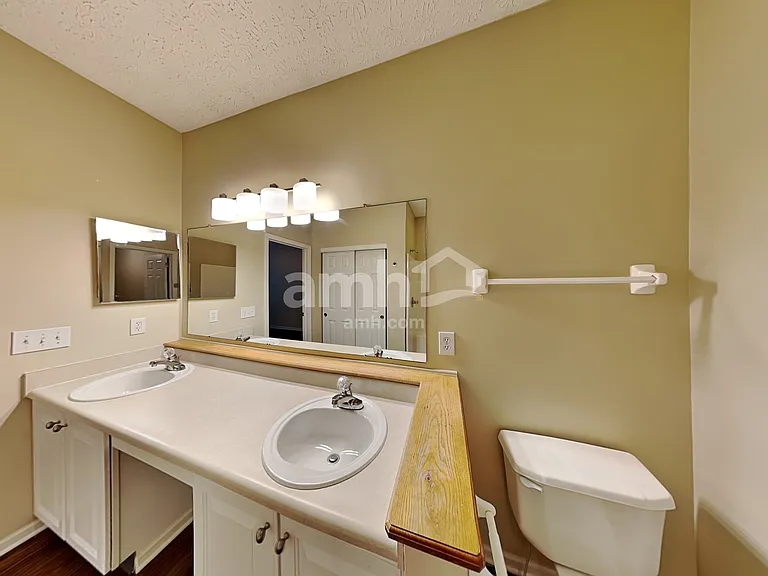 1095 Mastell Dr — Photo 12