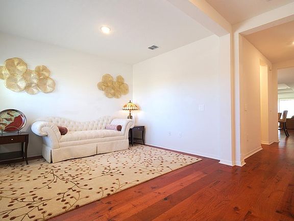 3rd image of 6084 Claystone Way