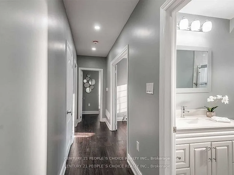 1226 Oxford Ave — Photo 16