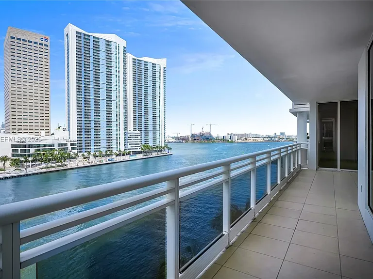 901 Brickell Key Blvd #L05 — Photo 8